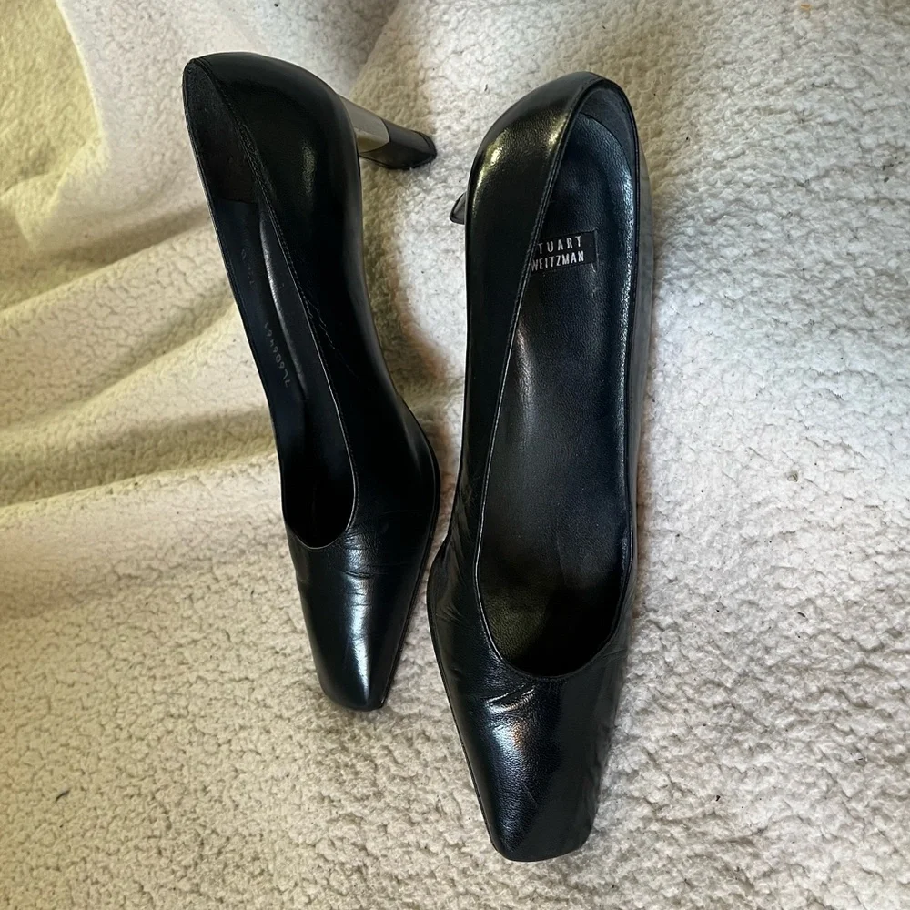 Stuart Weitzman Navy Heels with Bronze Block Accent - Picture 11 of 15